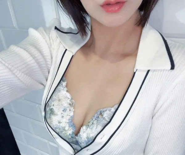Minako Yasudaの写メ日記｜エレガント 吉原高級店ソープ