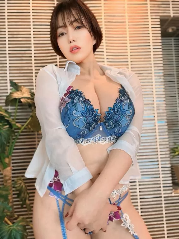 凪沢ひかるの写メ日記｜プレジデントクラブ 吉原高級店ソープ