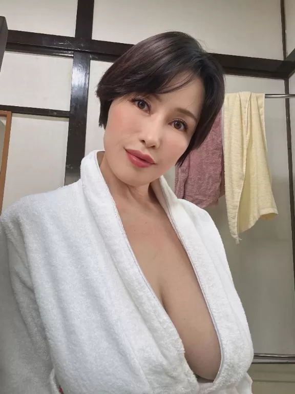 凪沢ひかるの写メ日記｜プレジデントクラブ 吉原高級店ソープ