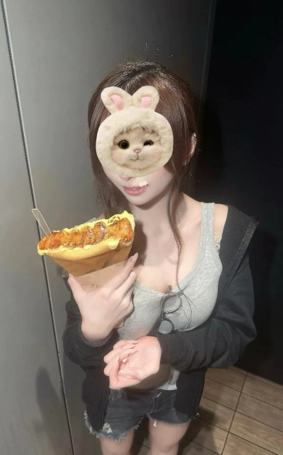 ももの写メ日記｜ヴェルサイユ 吉原高級店ソープ