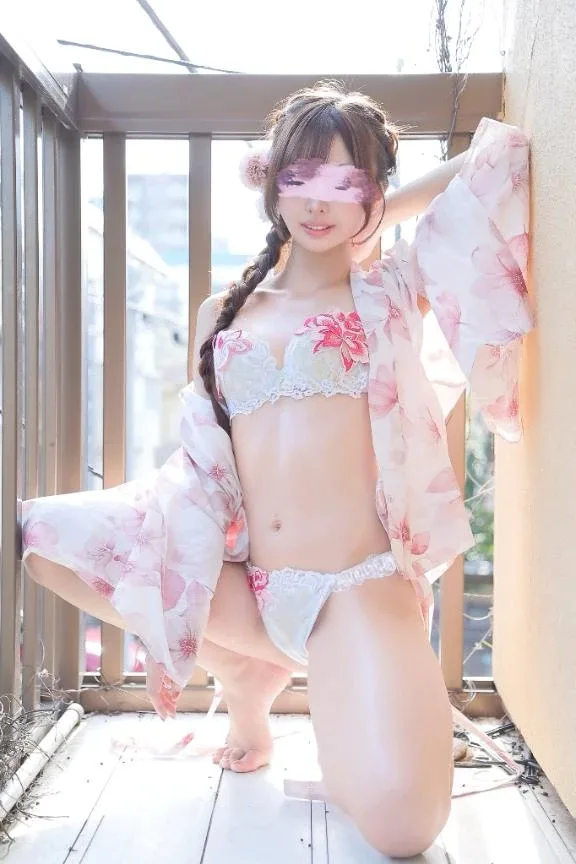 ももの写メ日記｜ヴェルサイユ 吉原高級店ソープ