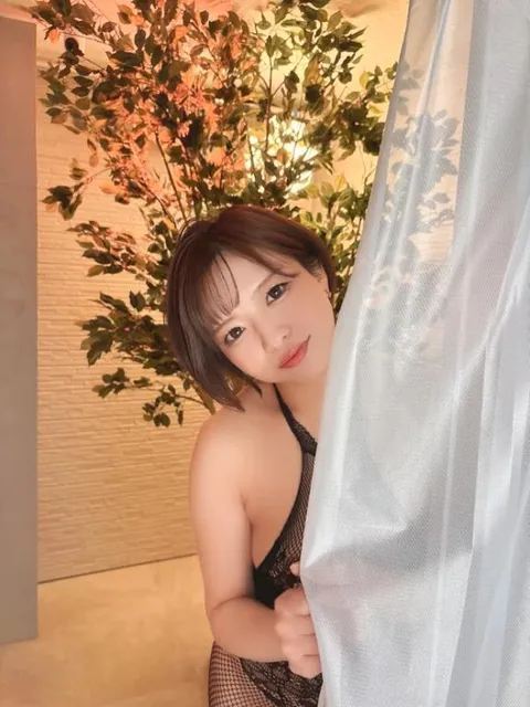 咲良の写メ日記｜ヴェルサイユ 吉原高級店ソープ