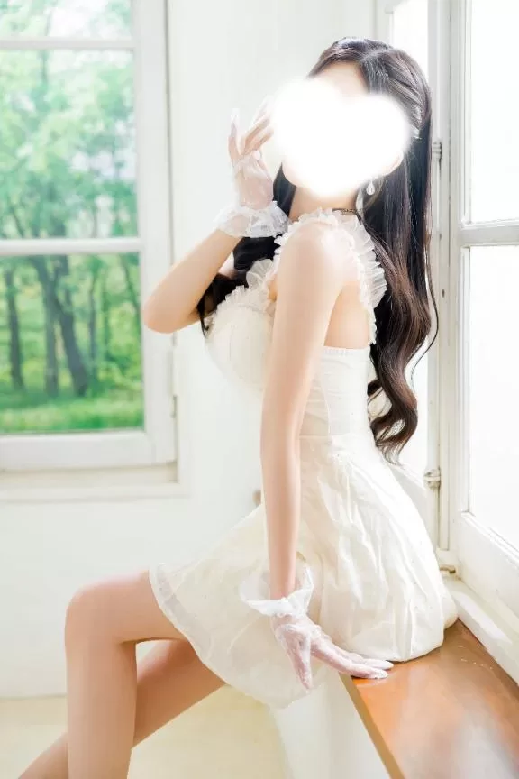 うららの写メ日記｜ヴェルサイユ 吉原高級店ソープ