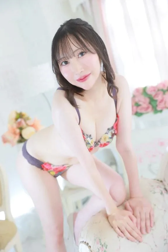 えれなの写メ日記｜ヴェルサイユ 吉原高級店ソープ