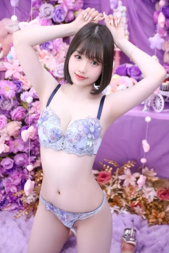 ここなの写メ日記｜ヴェルサイユ 吉原高級店ソープ