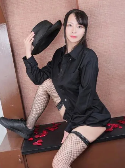 まき【20代】｜ガータープリンセス&ミセス 吉原格安店ソープ