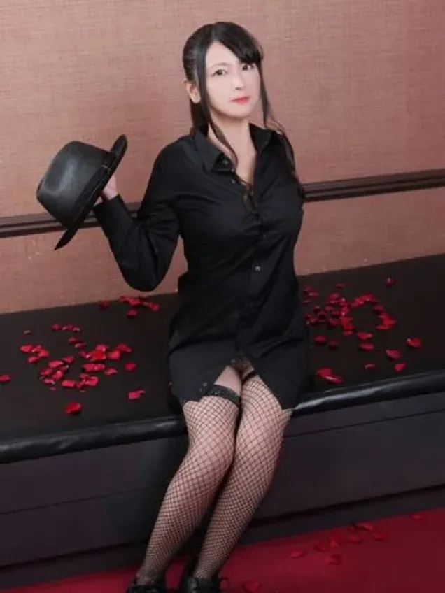 まき【20代】｜ガータープリンセス&ミセス 吉原格安店ソープ