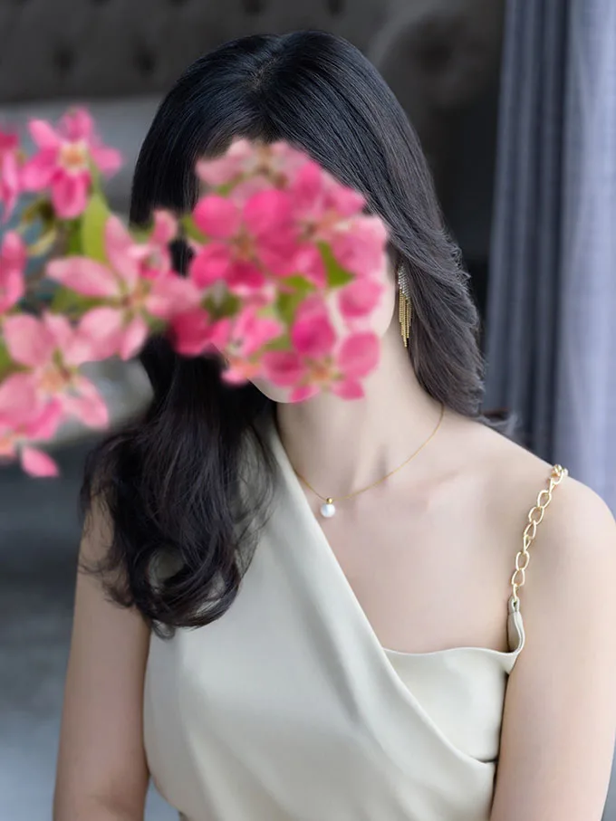 彩木菜帆 | 吉原 ローテンブルク (1 / 4)