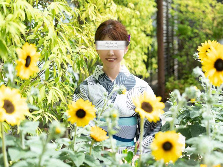 葉月美優・上原亜希子・手嶋十和子のグラビア｜プレジデントハウス 吉原大衆店ソープ