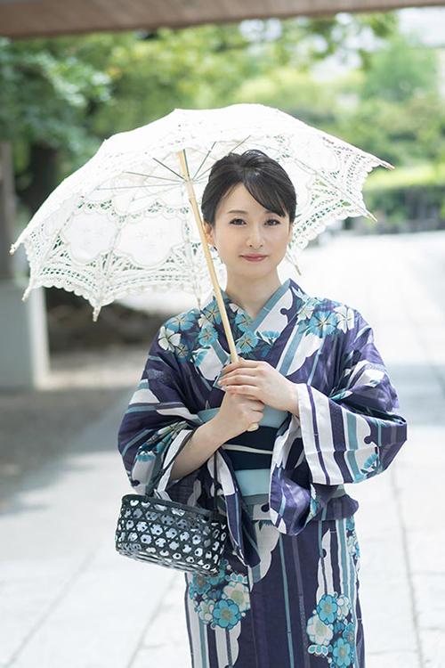 雪平奈々・八木香苗・愛原よし乃のグラビア｜ローテンブルク 吉原高級店ソープ
