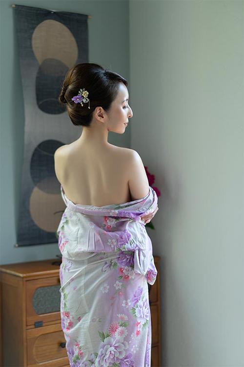 新山奈々・若林美加子のグラビア｜プレジデントハウス 吉原大衆店ソープ