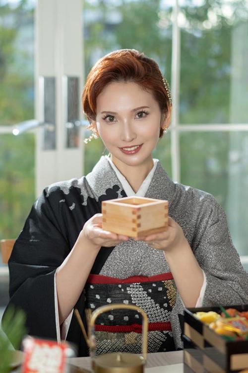 森川すみれのグラビア｜ローテンブルク 吉原高級店ソープ
